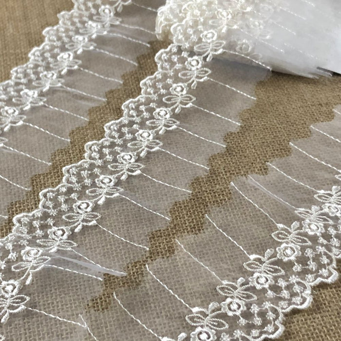 Lace Trim Scalloped Embroidered Sheer Organza Cute Daisy, 2"-3" Wide, Garments Gowns Veils Bridal Communion Christening ⭐
