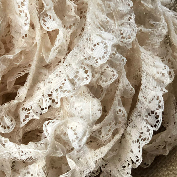 Ruffled Trim Lace Raschel, 3/4