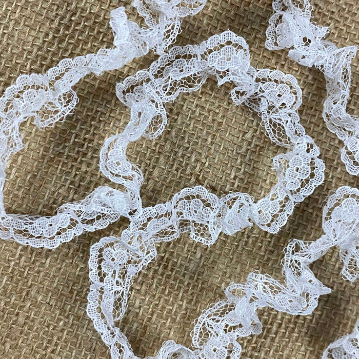 Ruffled Gathered Raschel Trim Lace, 0.75" Wide, White, for Garment Curtain Towel Pillow Cushion Decoration Craft and more
